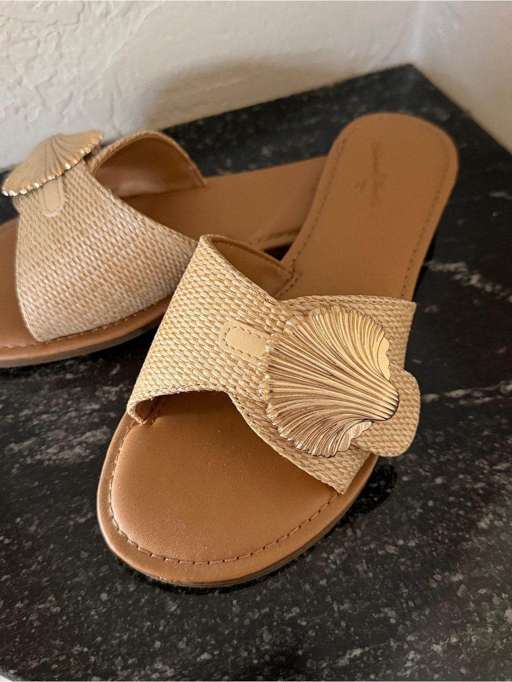 Gold seashell slide sandal